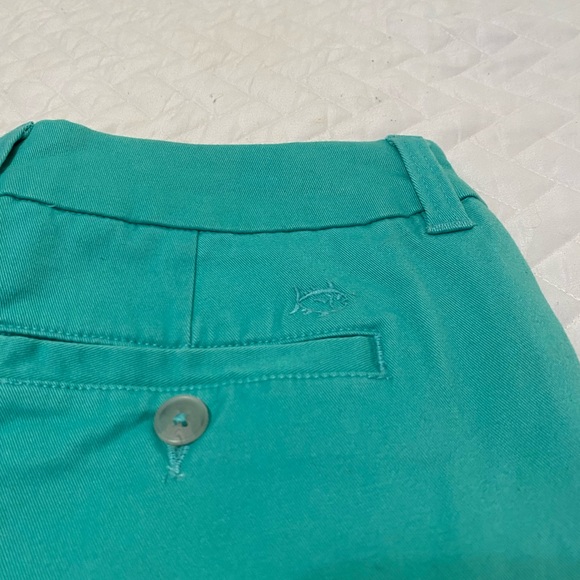 Southern tide shorts - Picture 3 of 3